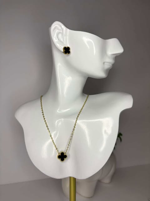 Fourleaf  Clover Necklace