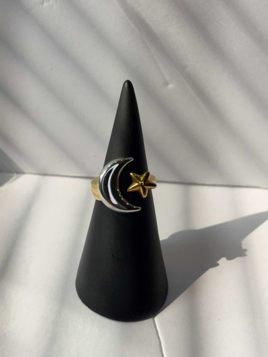 Luna Chic Ring